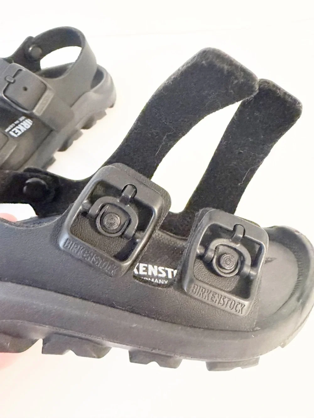Birkenstock Kids Milano Black Sandals Buckle Straps Size 25 NWOT